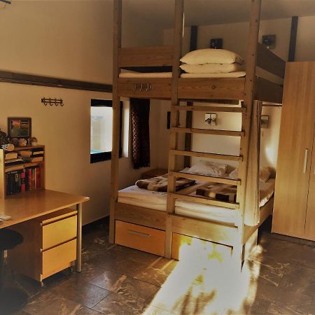 カミラリ Landrosヴィラ エクステリア 写真